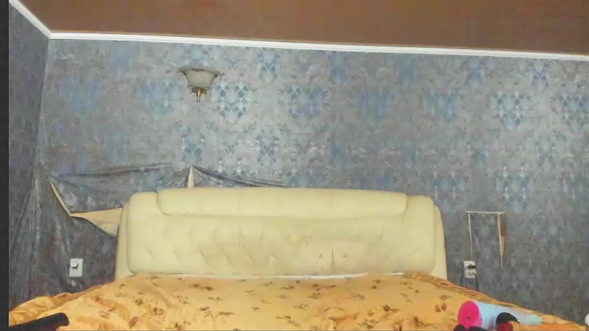 Gallery image thumbnail from KinkyKitte's myfreecams stream on, 05/28/2023, 16:36 image 14 of 20