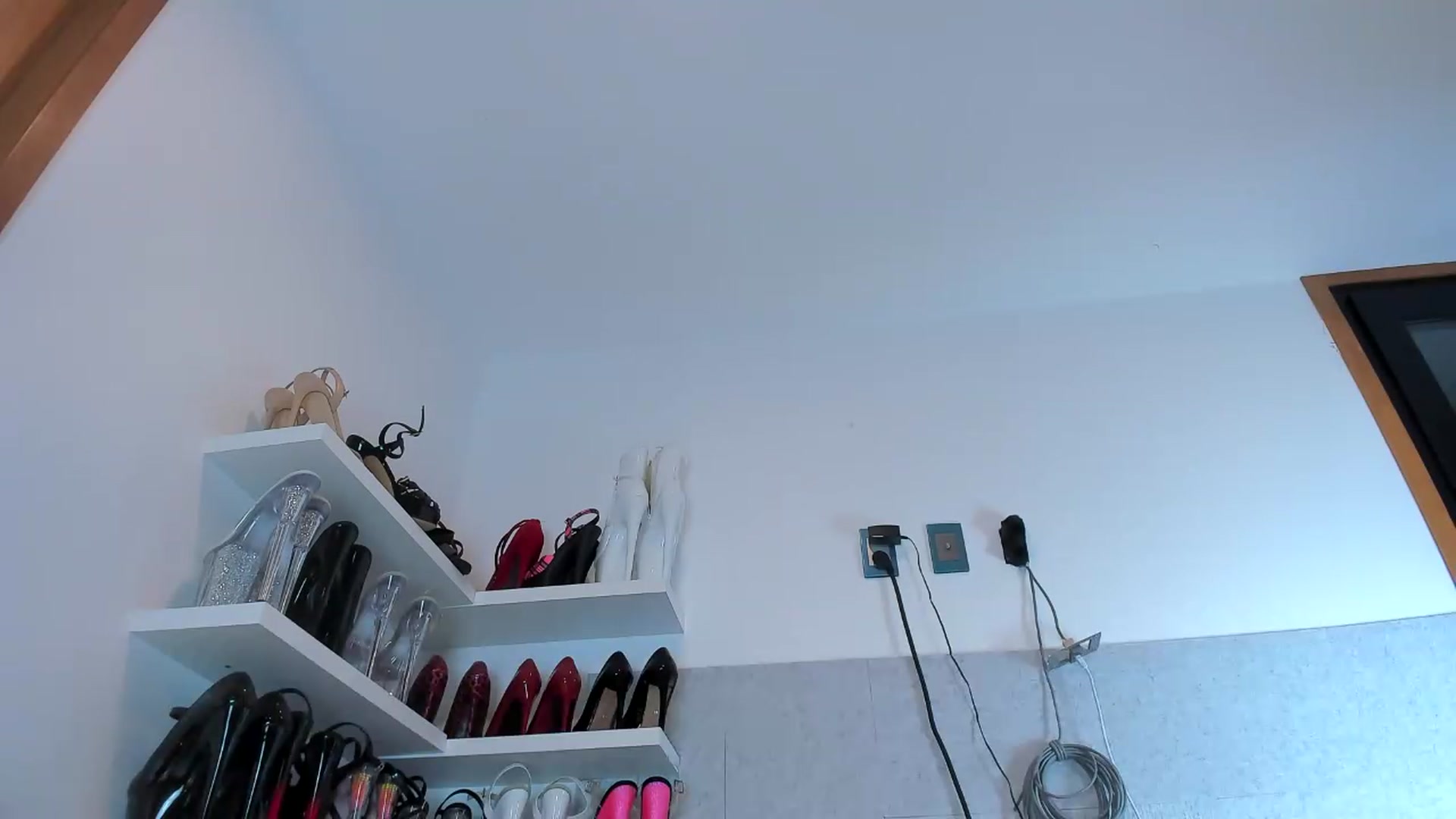 Gallery image thumbnail from KinkyMarisol's myfreecams stream on, 05/21/2026, 06:42 image 6 of 20