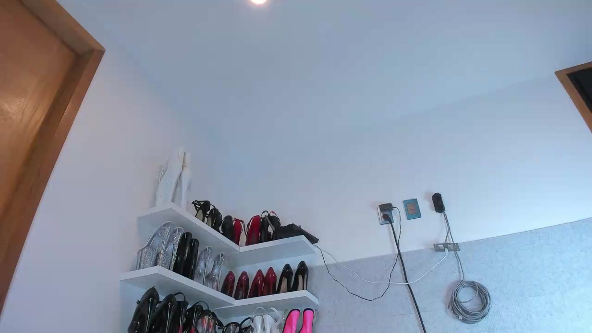 Gallery image thumbnail from KinkyMarisol's myfreecams stream on, 06/29/2026, 04:17 image 11 of 20