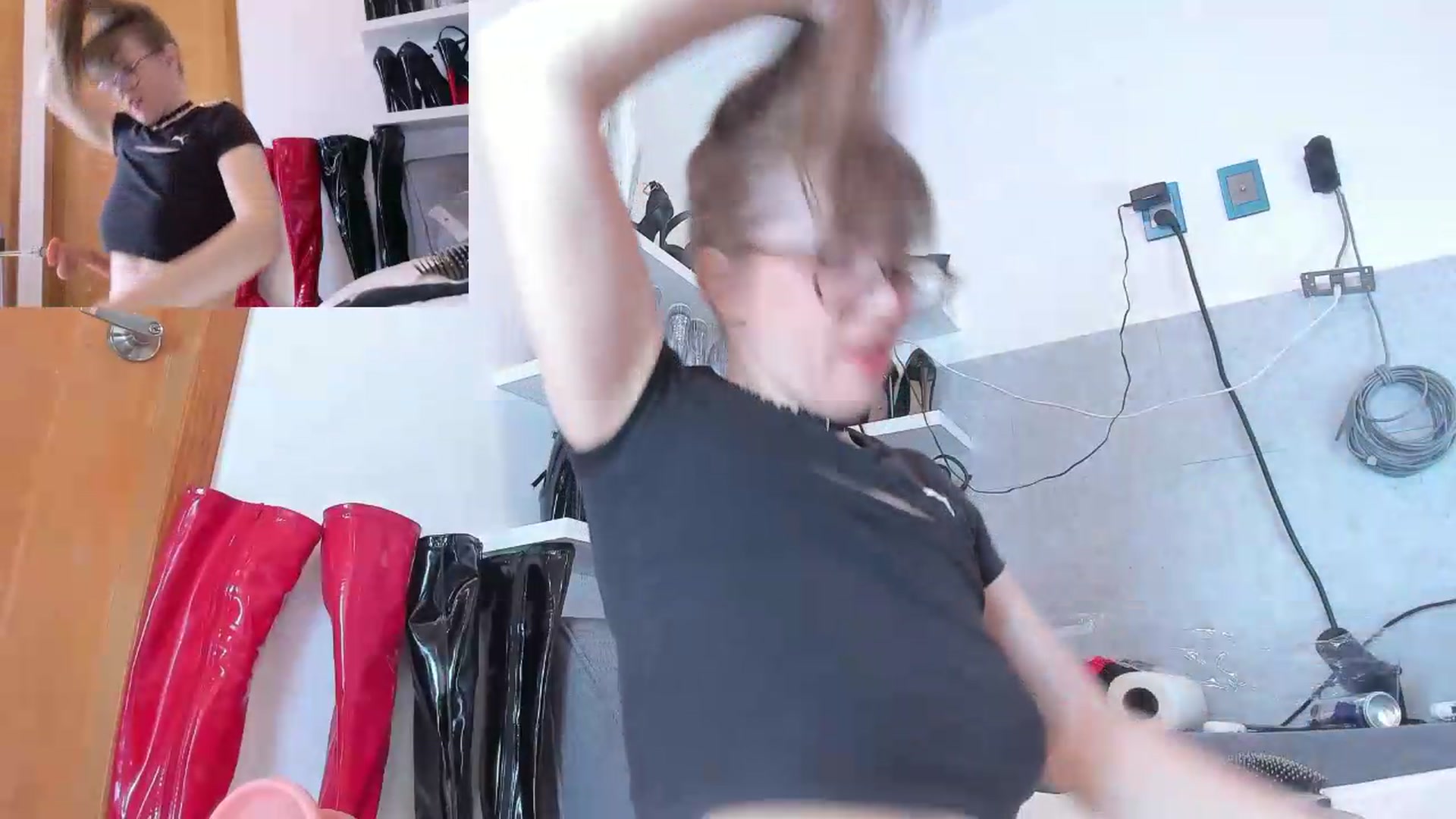 Gallery image thumbnail from KinkyMarisol's myfreecams stream on, 07/18/2026, 17:05 image 10 of 20