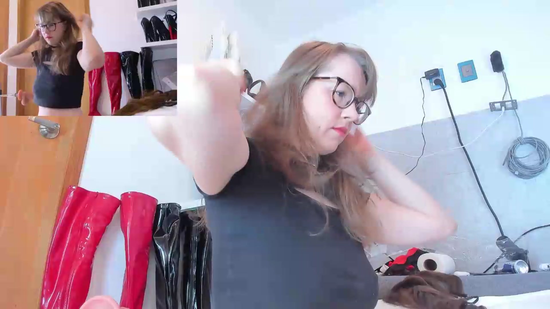 Gallery image thumbnail from KinkyMarisol's myfreecams stream on, 07/18/2026, 17:05 image 6 of 20
