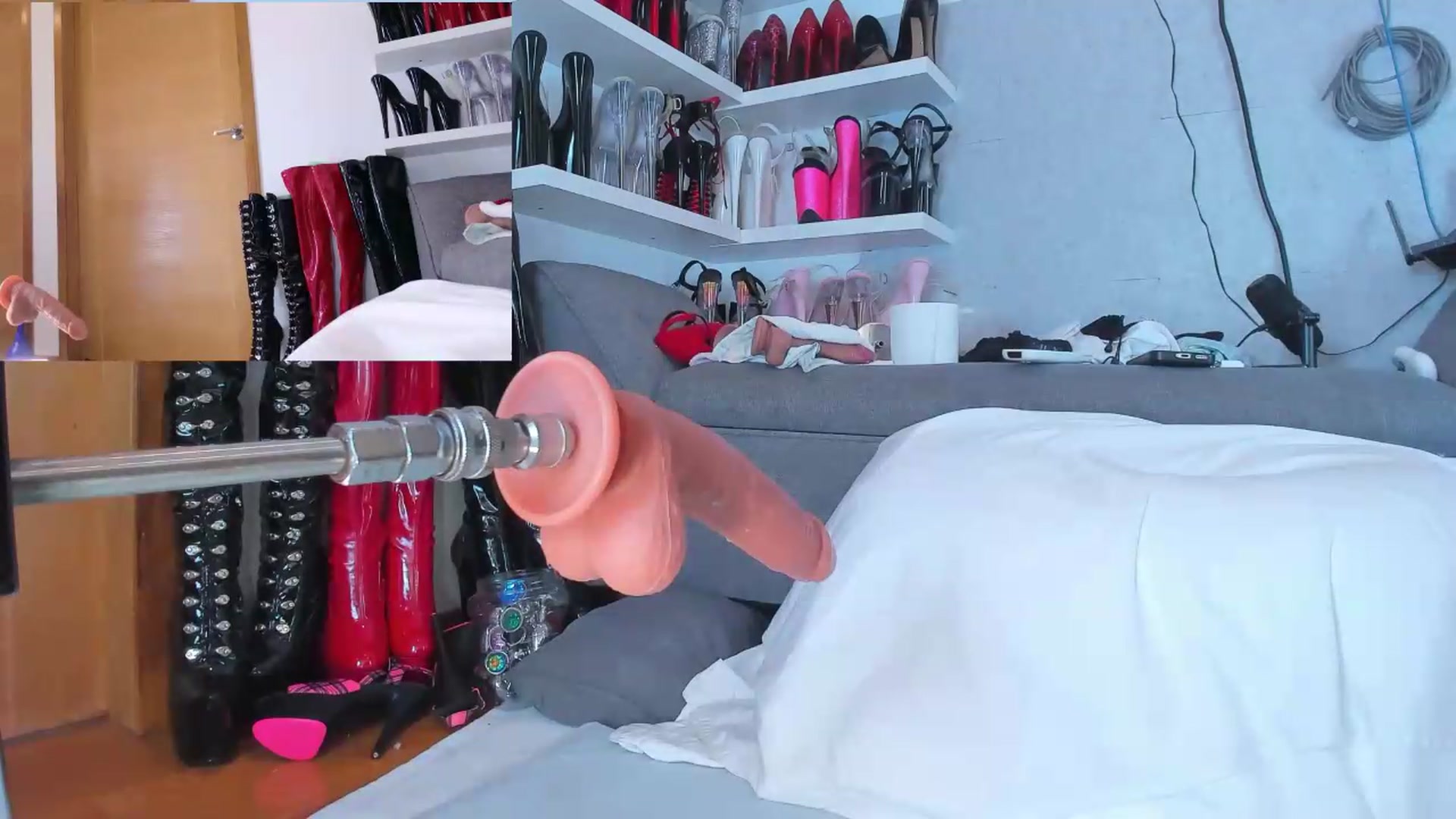 Gallery image thumbnail from KinkyMarisol's myfreecams stream on, 08/18/2026, 17:10 image 19 of 20