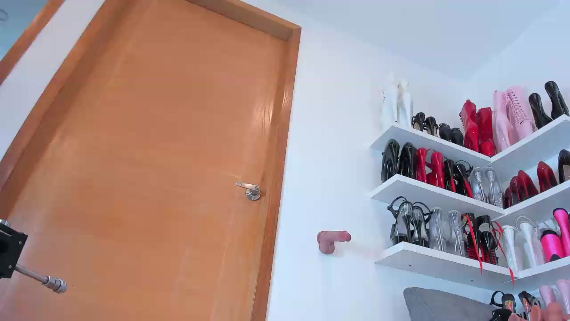Gallery image thumbnail from KinkyMarisol's myfreecams stream on, 09/27/2026, 22:58 image 1 of 20