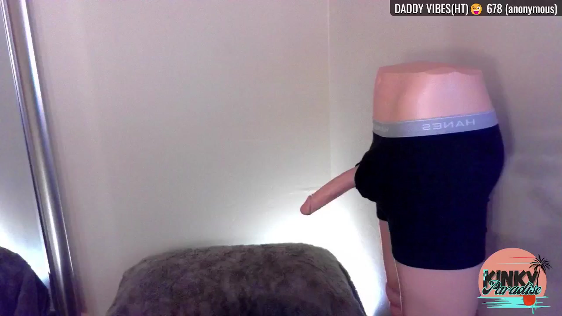 Gallery image thumbnail from KinkyParadise's myfreecams stream on, 10/11/2024, 07:40 image 6 of 20