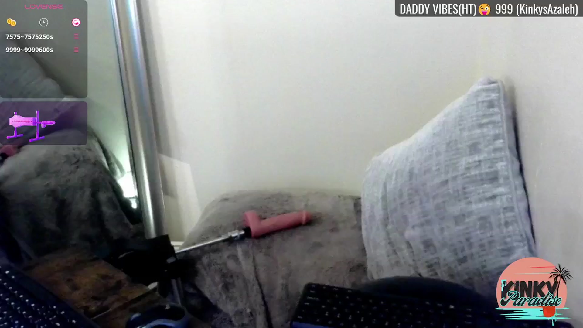 Gallery image thumbnail from KinkyParadise's myfreecams stream on, 10/13/2024, 03:44 image 11 of 20