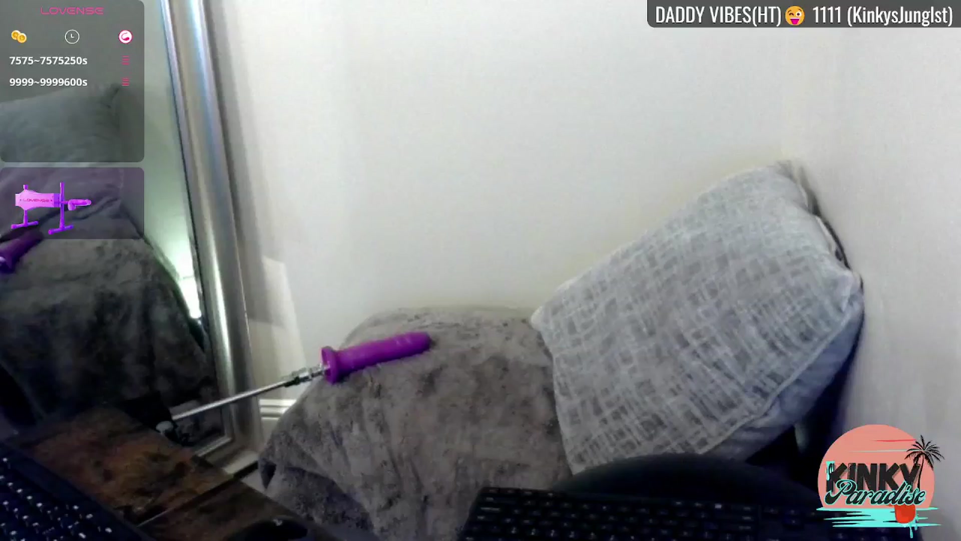 Gallery image thumbnail from KinkyParadise's myfreecams stream on, 10/13/2024, 05:24 image 17 of 20