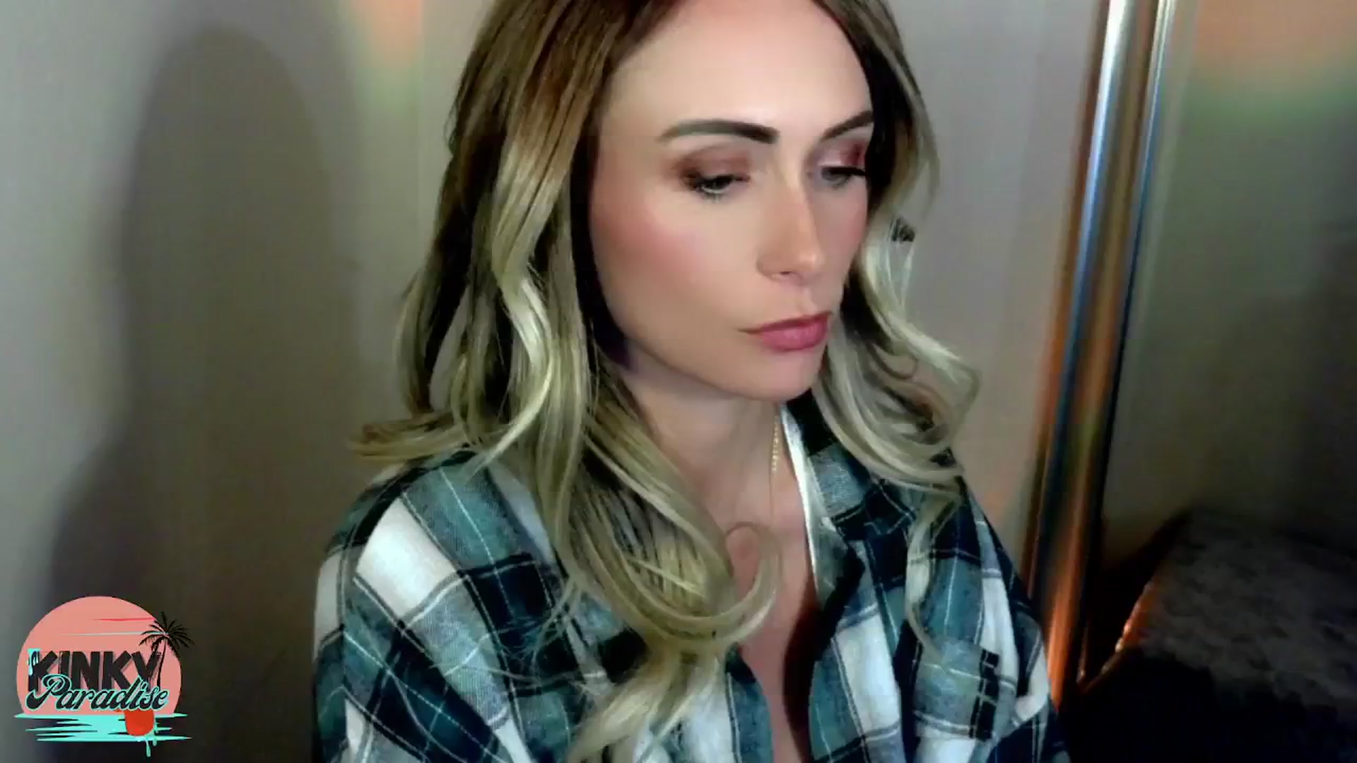 Gallery image thumbnail from KinkyParadise's myfreecams stream on, 11/30/2024, 14:50 image 11 of 20