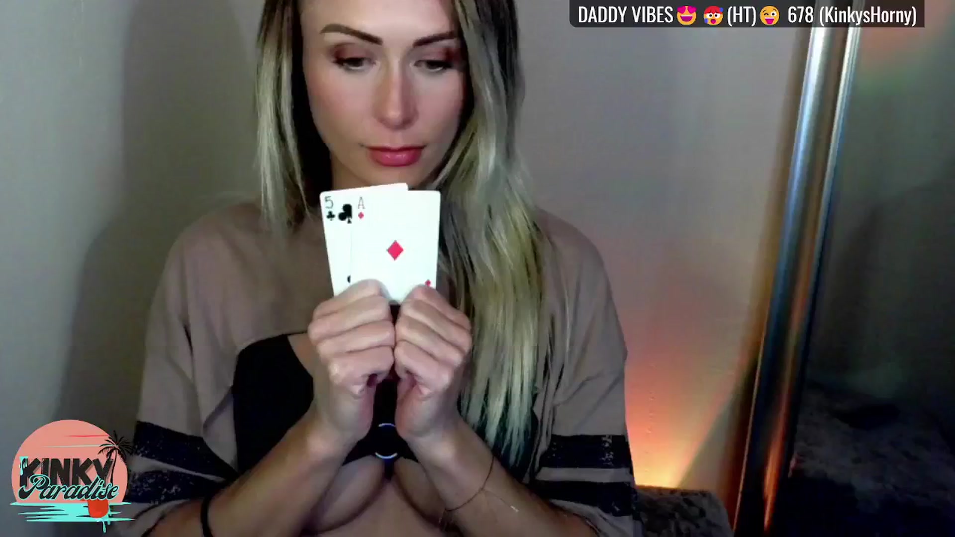 Gallery image thumbnail from KinkyParadise's myfreecams stream on, 12/07/2024, 16:15 image 14 of 20