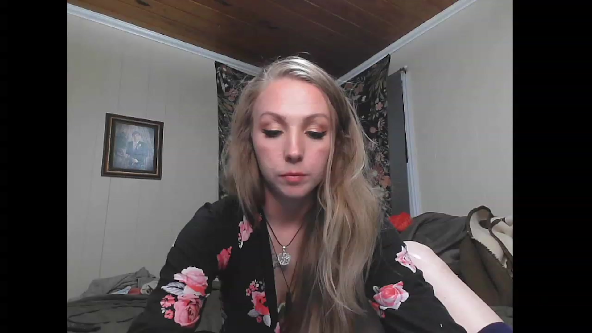 Gallery image thumbnail from KinkySapphire's myfreecams stream on, 11/22/2022, 01:50 image 8 of 20