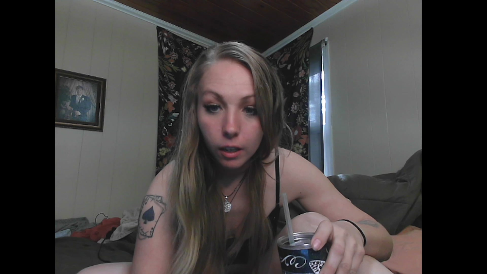 Gallery image thumbnail from KinkySapphire's myfreecams stream on, 11/22/2022, 16:44 image 18 of 20