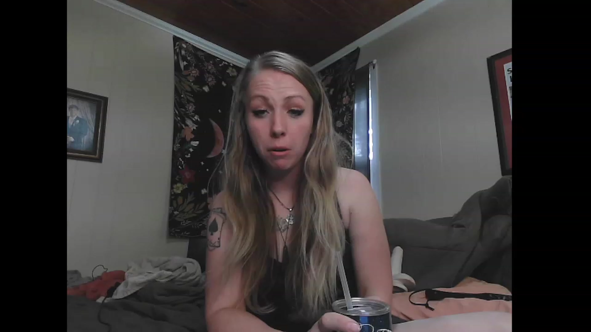 Gallery image thumbnail from KinkySapphire's myfreecams stream on, 11/22/2022, 17:27 image 8 of 20