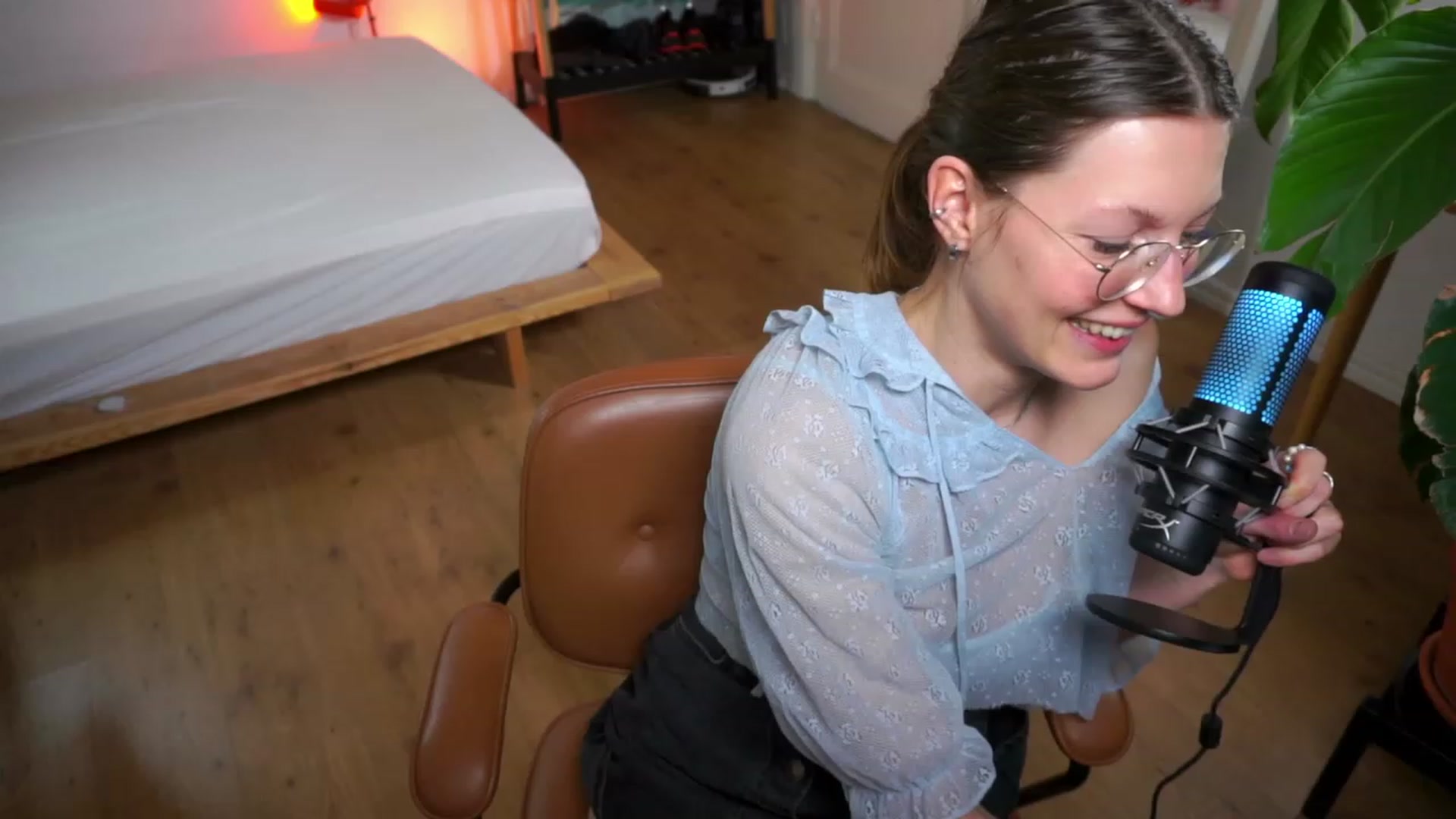 Gallery image thumbnail from Kinky_orange's myfreecams stream on, 01/08/2024, 14:55 image 15 of 20