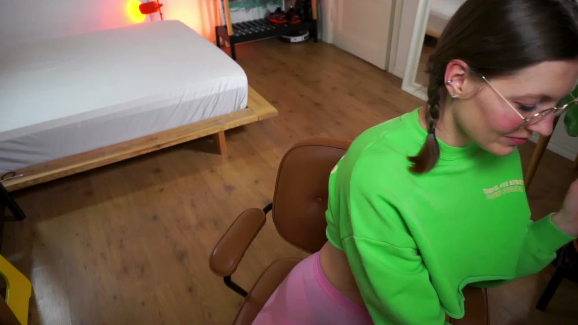 Gallery image thumbnail from Kinky_orange's myfreecams stream on, 01/16/2024, 14:43 image 11 of 20