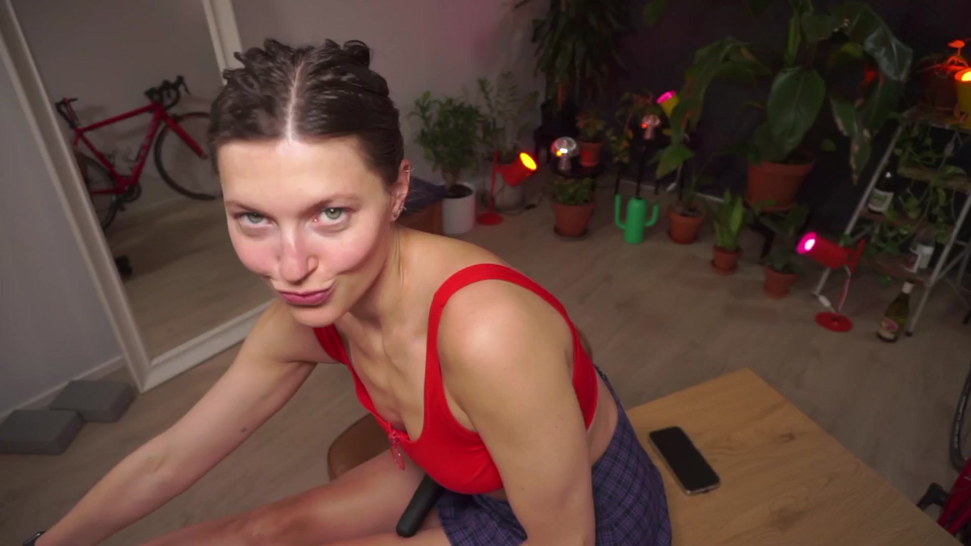 Gallery image thumbnail from Kinky_orange's myfreecams stream on, 05/21/2024, 13:31 image 10 of 20