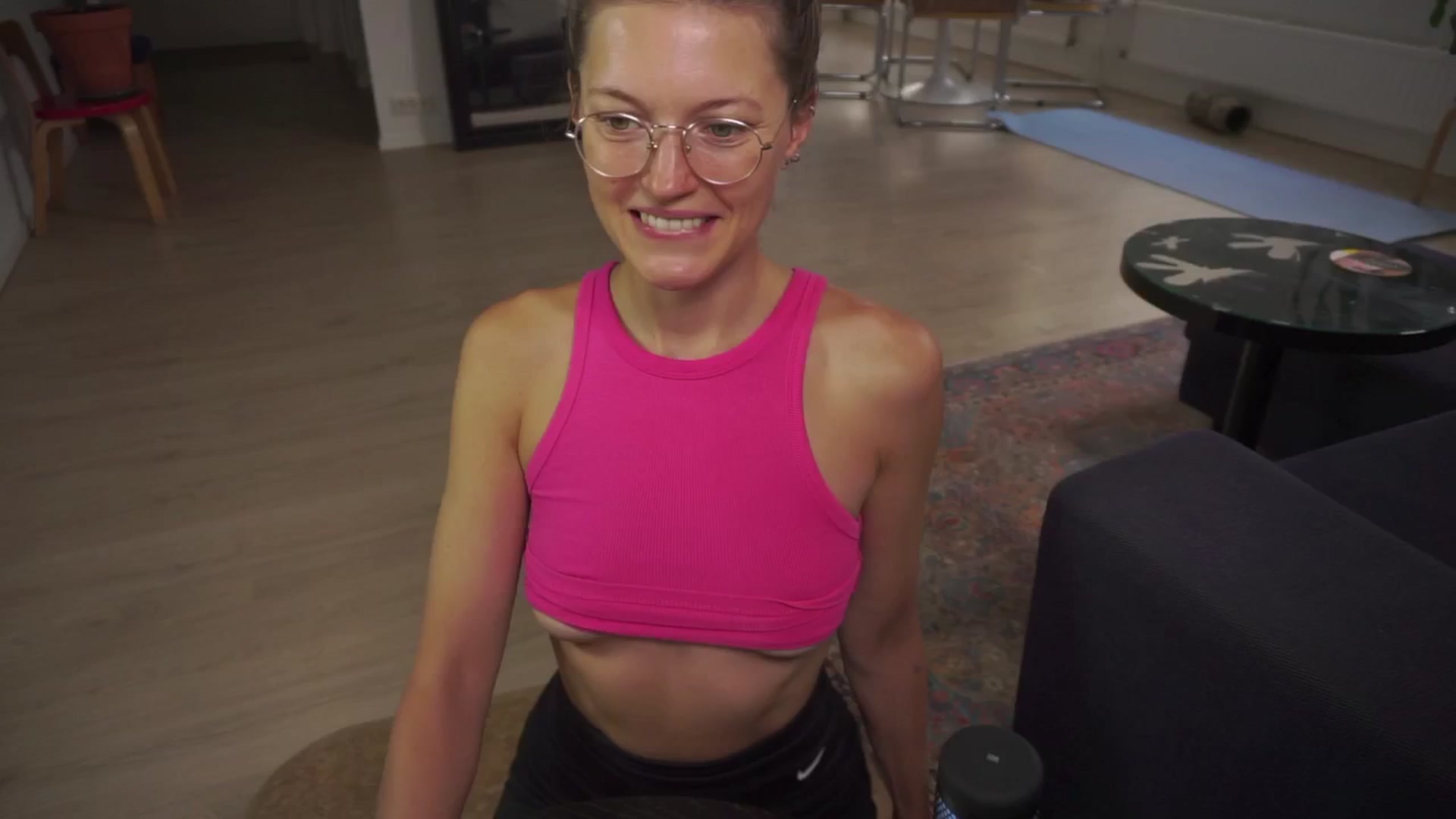 Gallery image thumbnail from Kinky_orange's myfreecams stream on, 08/27/2024, 09:37 image 7 of 20
