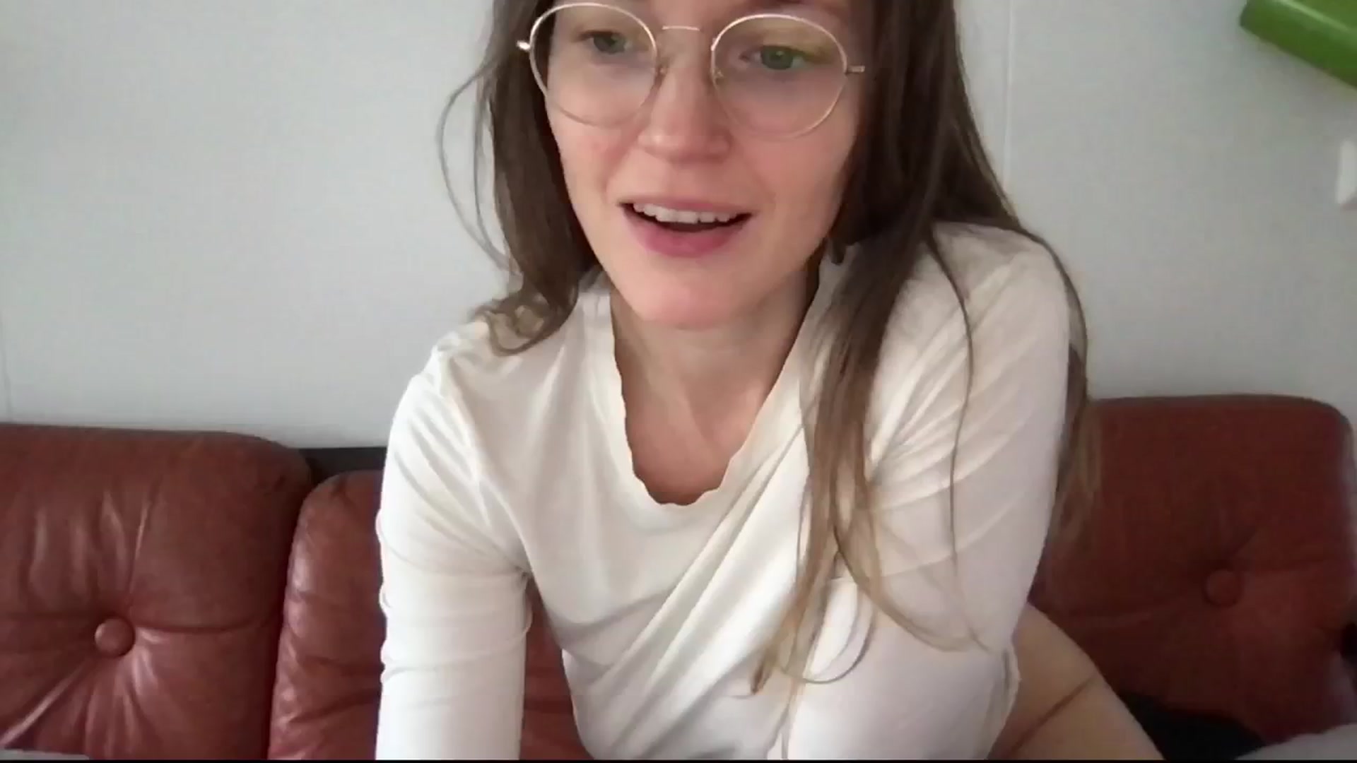 Gallery image thumbnail from Kinky_orange's myfreecams stream on, 11/05/2024, 12:52 image 3 of 20