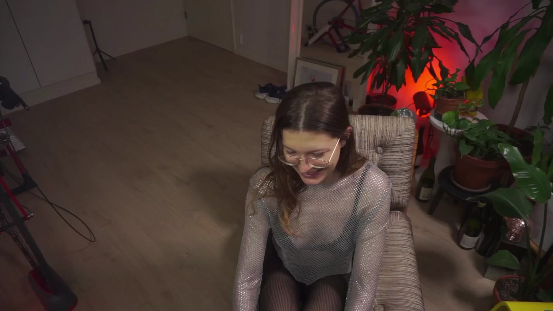 Gallery image thumbnail from Kinky_orange's myfreecams stream on, 12/30/2024, 11:43 image 11 of 20