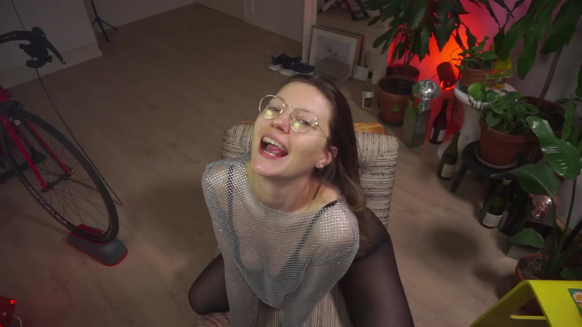 Gallery image thumbnail from Kinky_orange's myfreecams stream on, 12/30/2024, 11:43 image 3 of 20