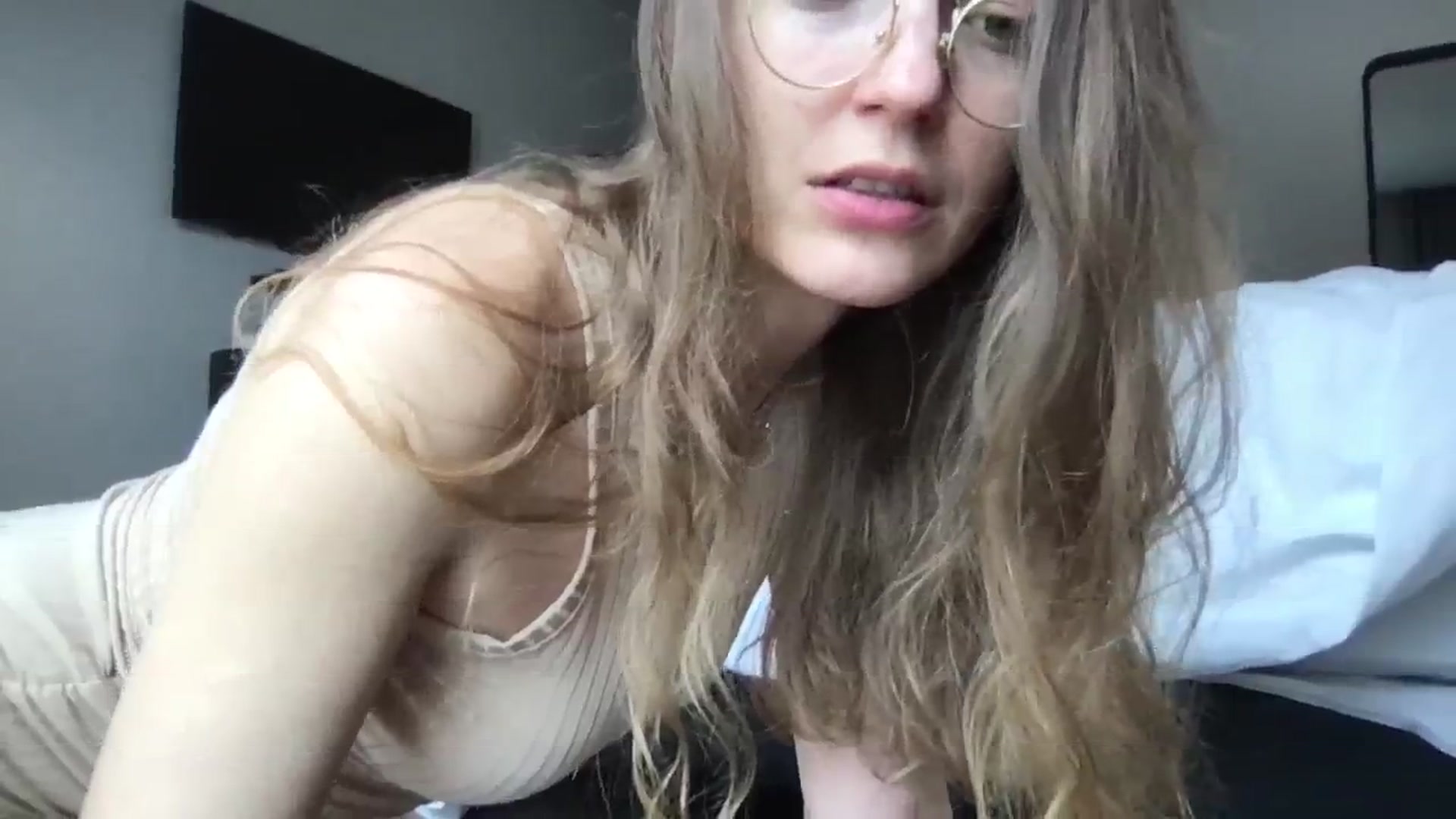 Gallery image thumbnail from Kinky_orange's myfreecams stream on, 01/11/2025, 12:21 image 11 of 20