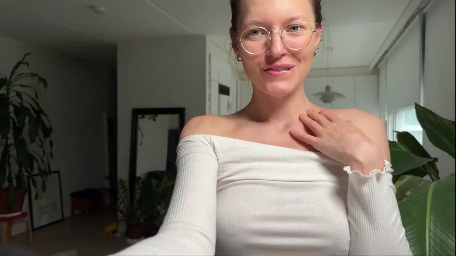 Gallery image thumbnail from Kinky_orange's myfreecams stream on, 02/28/2025, 15:15 image 8 of 20