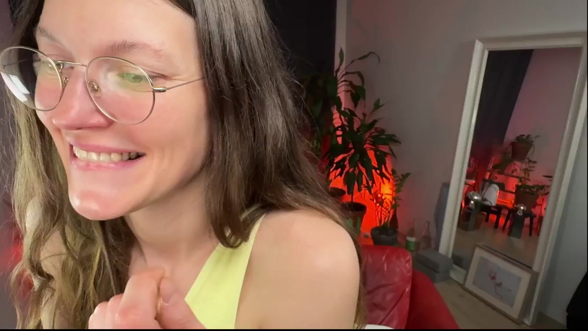 Gallery image thumbnail from Kinky_orange's myfreecams stream on, 03/05/2025, 19:45 image 20 of 20