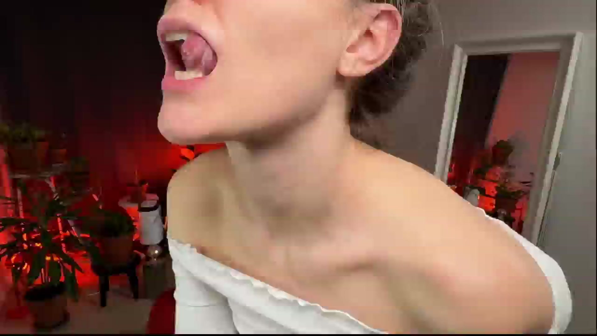 Gallery image thumbnail from Kinky_orange's myfreecams stream on, 03/12/2025, 18:03 image 11 of 20