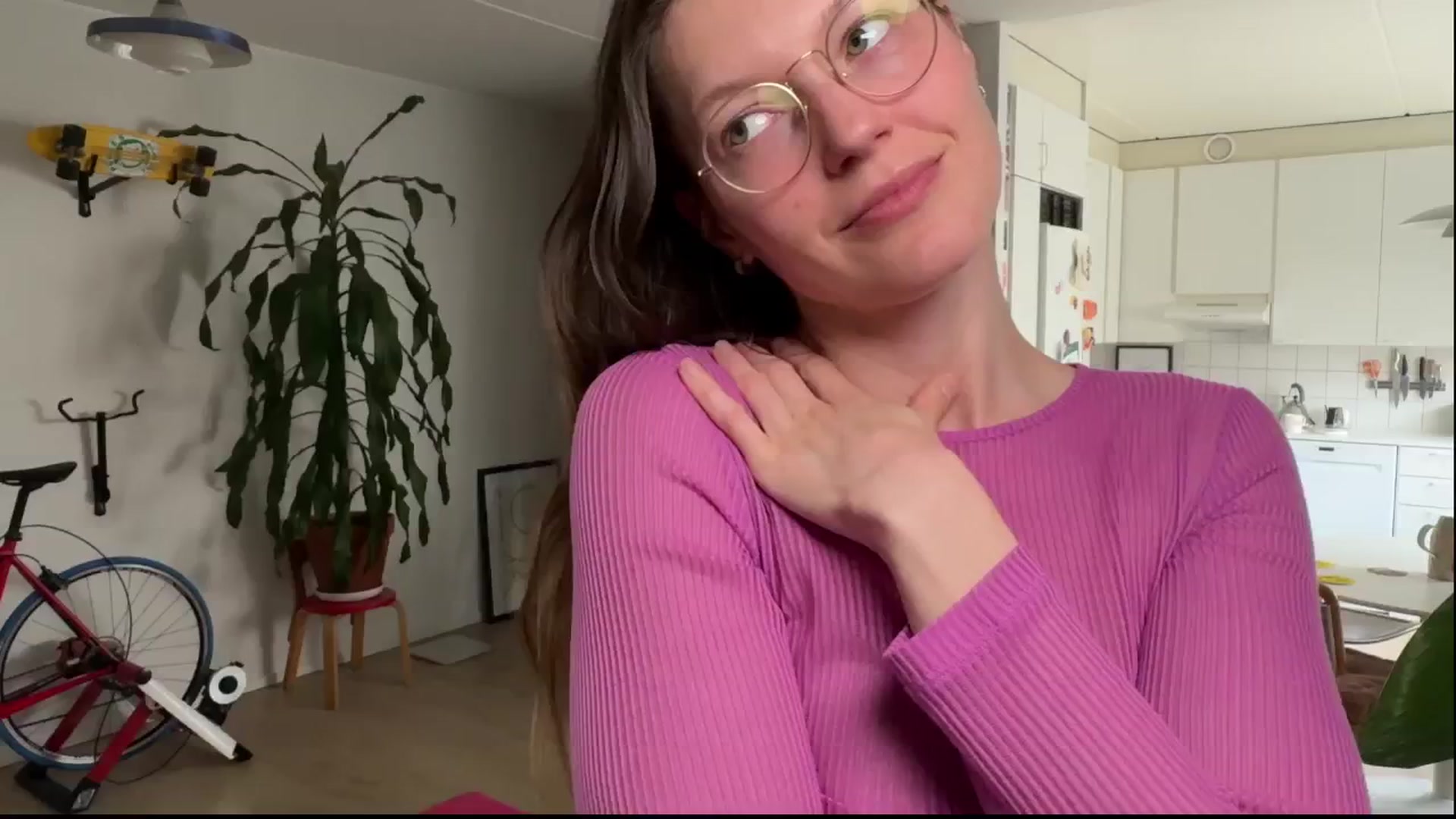 Gallery image thumbnail from Kinky_orange's myfreecams stream on, 04/04/2025, 14:27 image 5 of 20