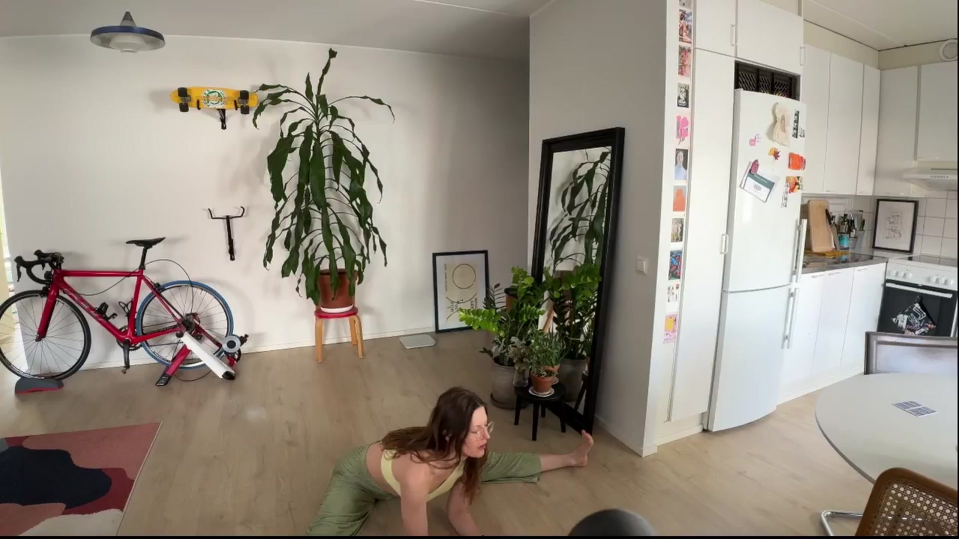 Gallery image thumbnail from Kinky_orange's myfreecams stream on, 04/11/2025, 13:36 image 13 of 20
