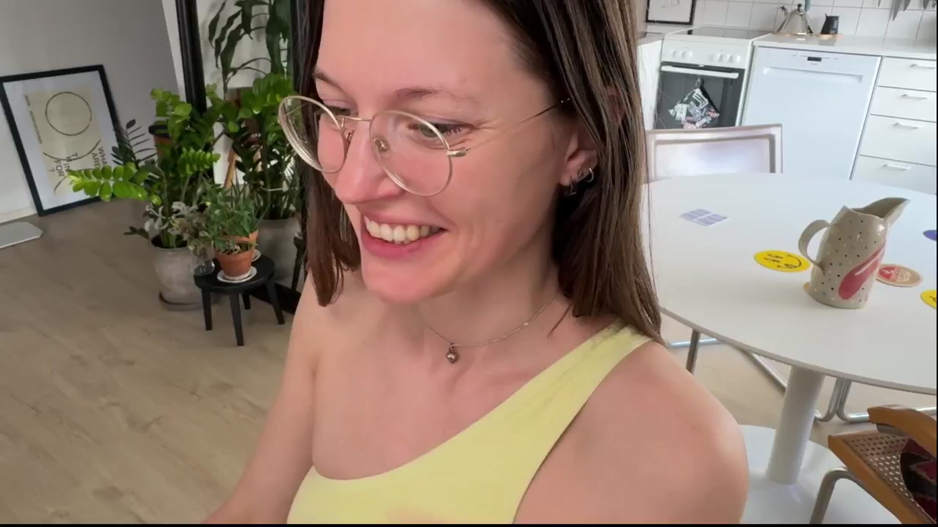 Gallery image thumbnail from Kinky_orange's myfreecams stream on, 04/11/2025, 13:36 image 10 of 20
