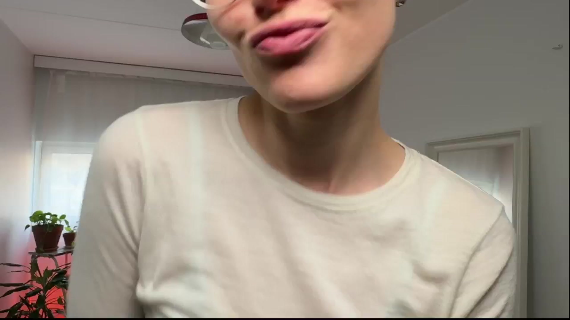 Gallery image thumbnail from Kinky_orange's myfreecams stream on, 04/14/2025, 15:33 image 18 of 20