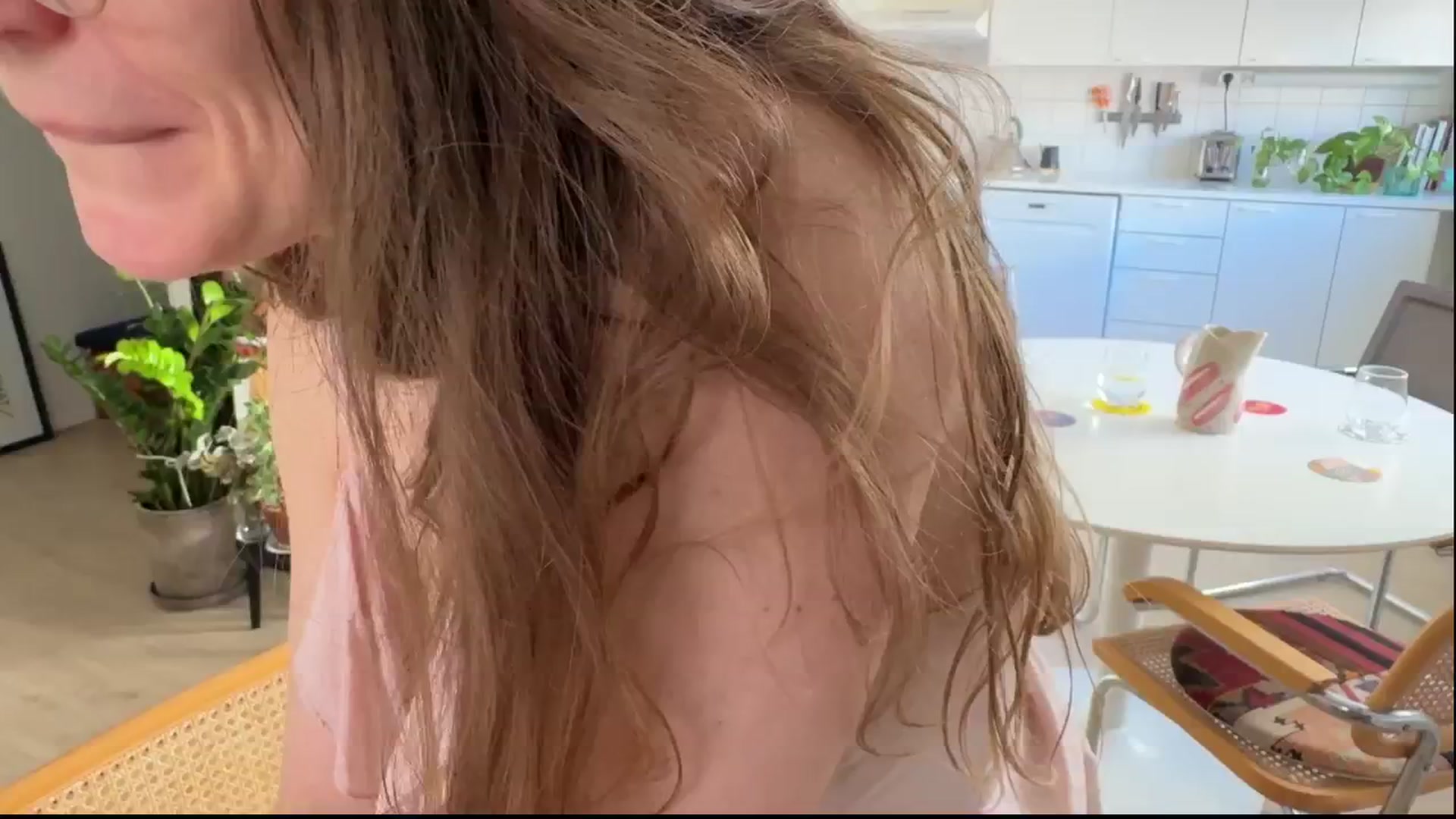 Gallery image thumbnail from Kinky_orange's myfreecams stream on, 04/15/2025, 12:42 image 4 of 20