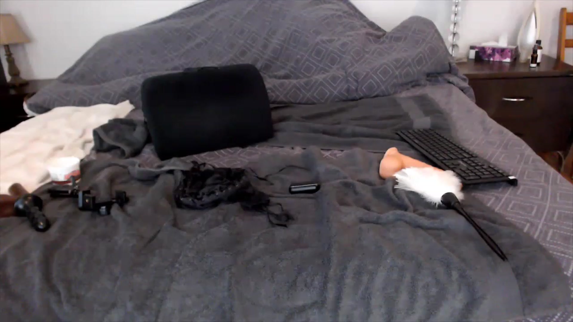 Gallery image thumbnail from Kinkyfrenchie's myfreecams stream on, 01/16/2023, 03:44 image 14 of 20