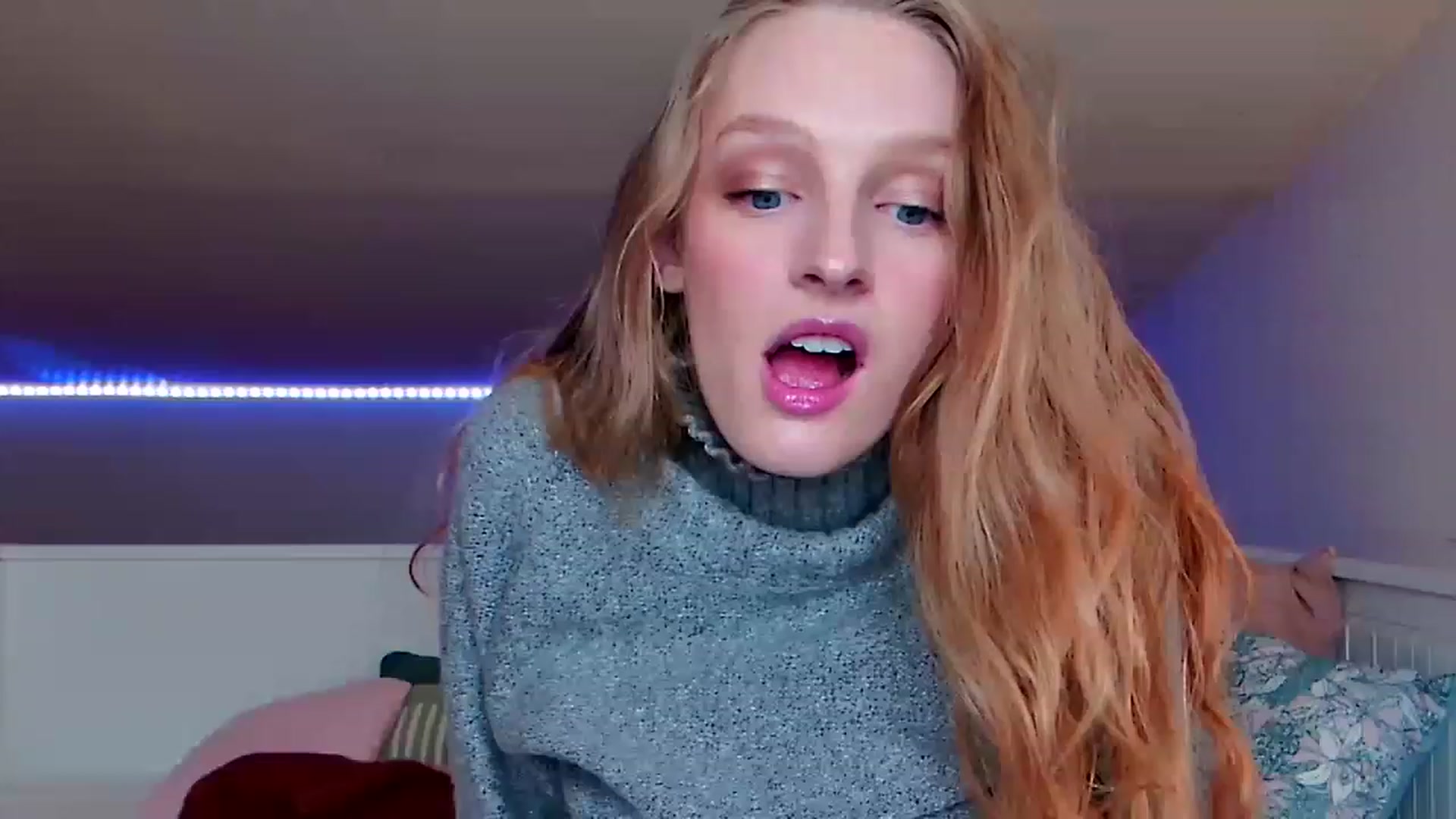Gallery image thumbnail from Kinkywander's myfreecams stream on, 11/19/2022, 16:11 image 16 of 20