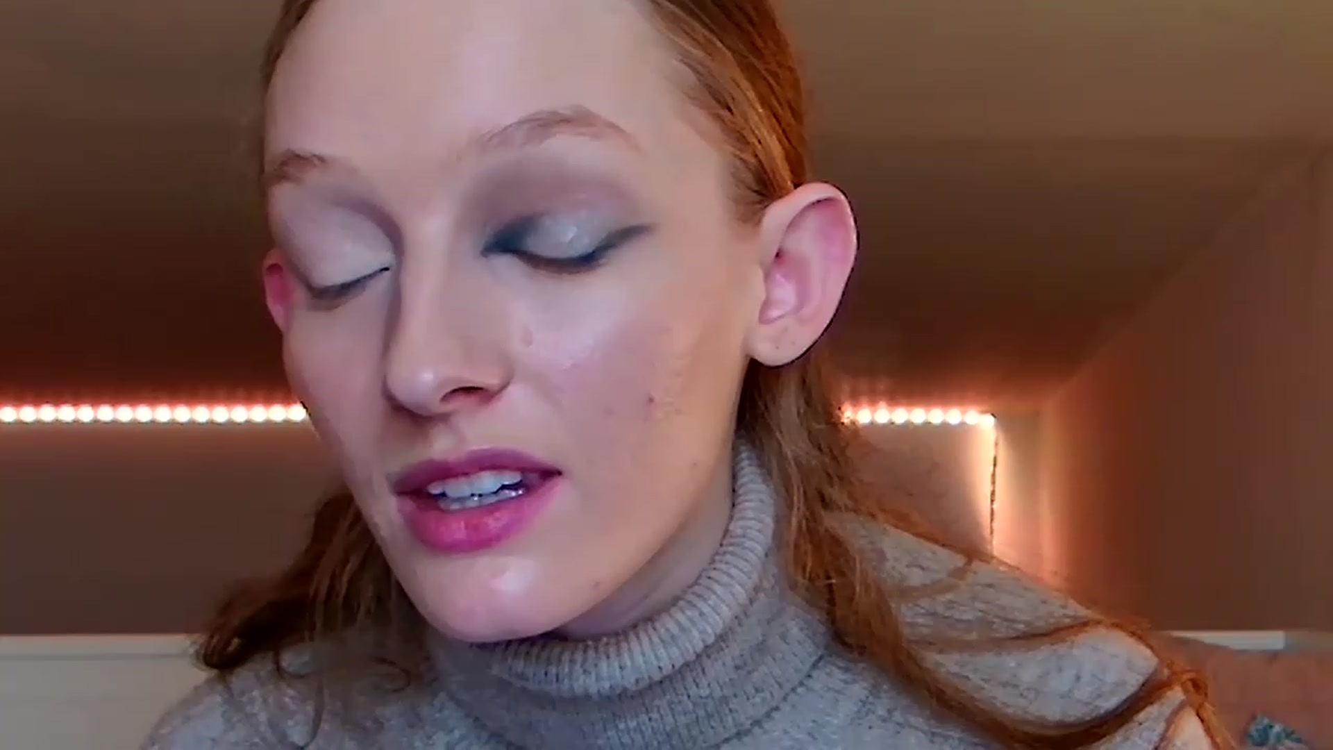 Gallery image thumbnail from Kinkywander's myfreecams stream on, 11/20/2022, 16:53 image 17 of 20