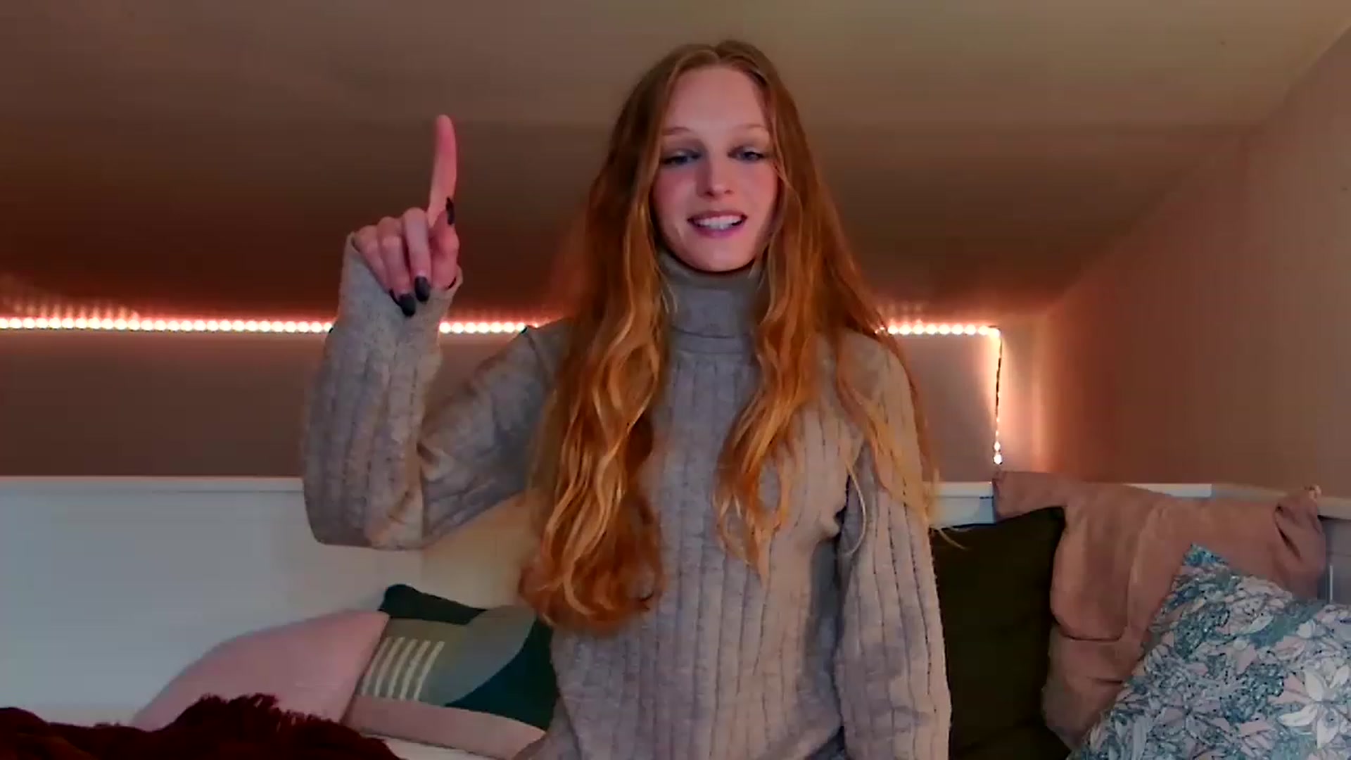 Gallery image thumbnail from Kinkywander's myfreecams stream on, 11/20/2022, 18:06 image 20 of 20