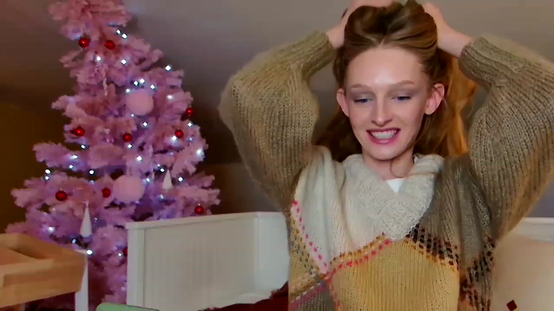 Gallery image thumbnail from Kinkywander's myfreecams stream on, 11/27/2022, 16:51 image 1 of 20