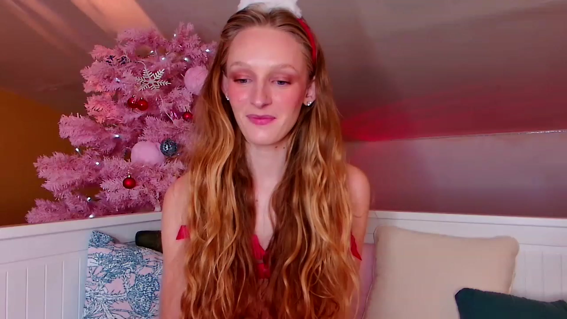 Gallery image thumbnail from Kinkywander's myfreecams stream on, 12/10/2022, 16:07 image 16 of 20