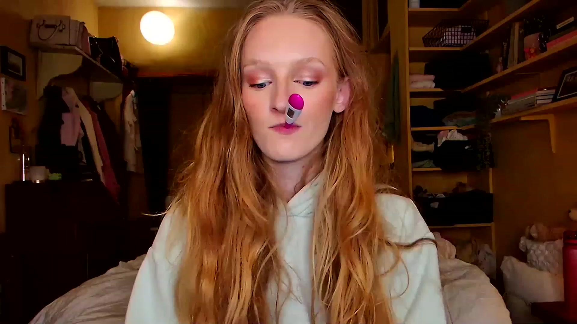 Gallery image thumbnail from Kinkywander's myfreecams stream on, 12/18/2022, 19:48 image 7 of 20