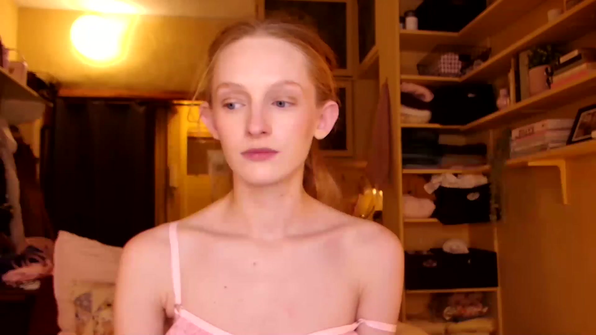 Gallery image thumbnail from Kinkywander's myfreecams stream on, 03/25/2023, 21:39 image 9 of 20