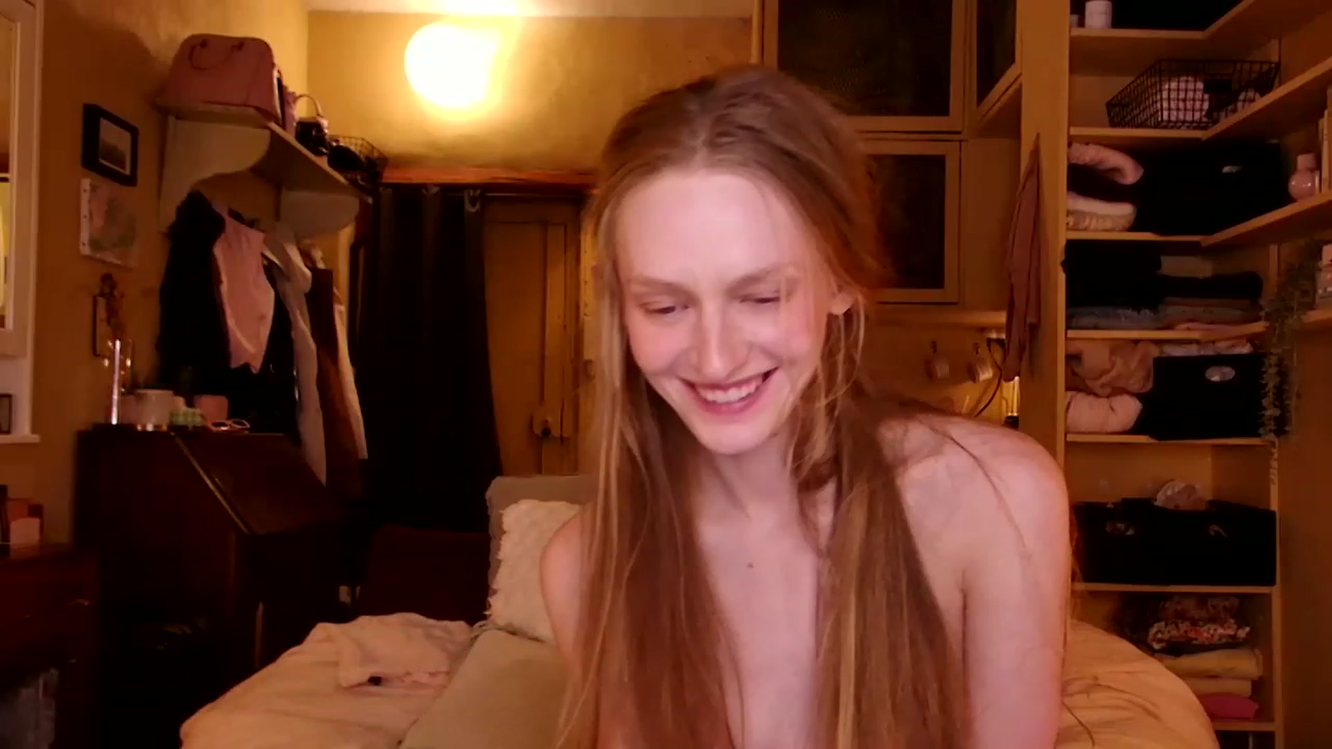 Gallery image thumbnail from Kinkywander's myfreecams stream on, 03/26/2023, 20:37 image 2 of 20