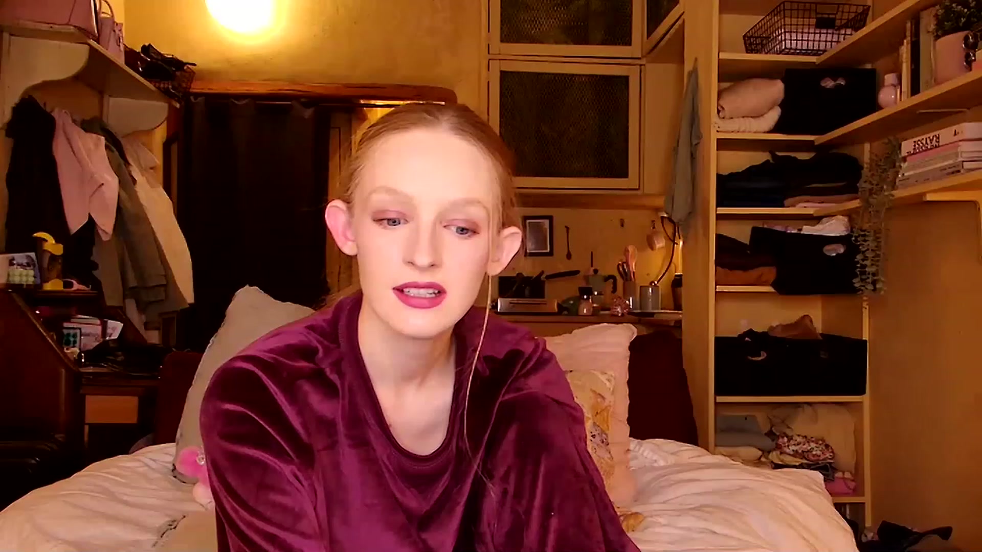 Gallery image thumbnail from Kinkywander's myfreecams stream on, 04/09/2023, 19:57 image 16 of 20