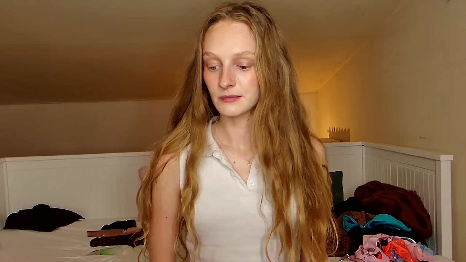 Gallery image thumbnail from Kinkywander's myfreecams stream on, 05/06/2023, 19:33 image 3 of 20