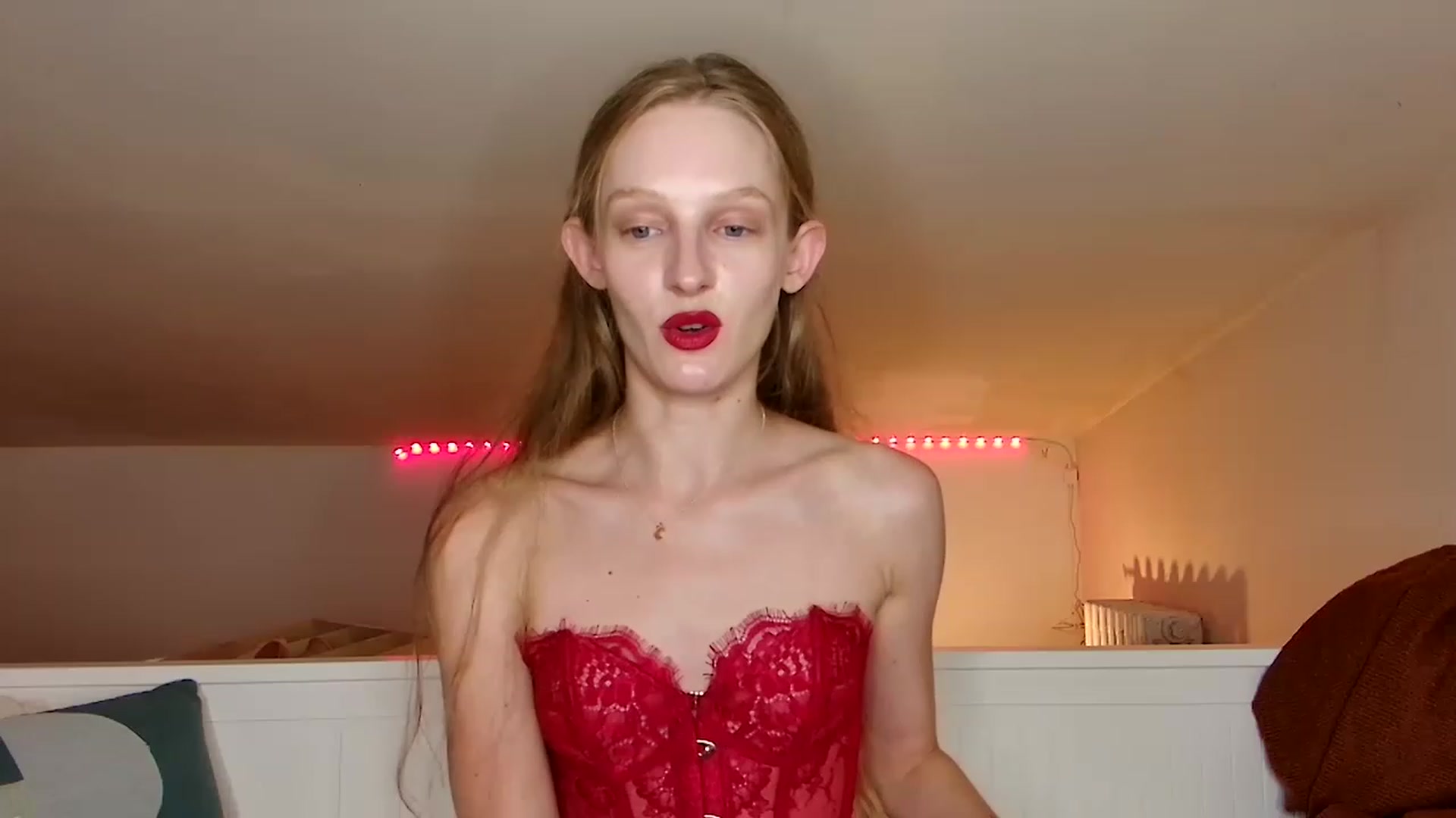 Gallery image thumbnail from Kinkywander's myfreecams stream on, 06/17/2023, 20:43 image 8 of 20