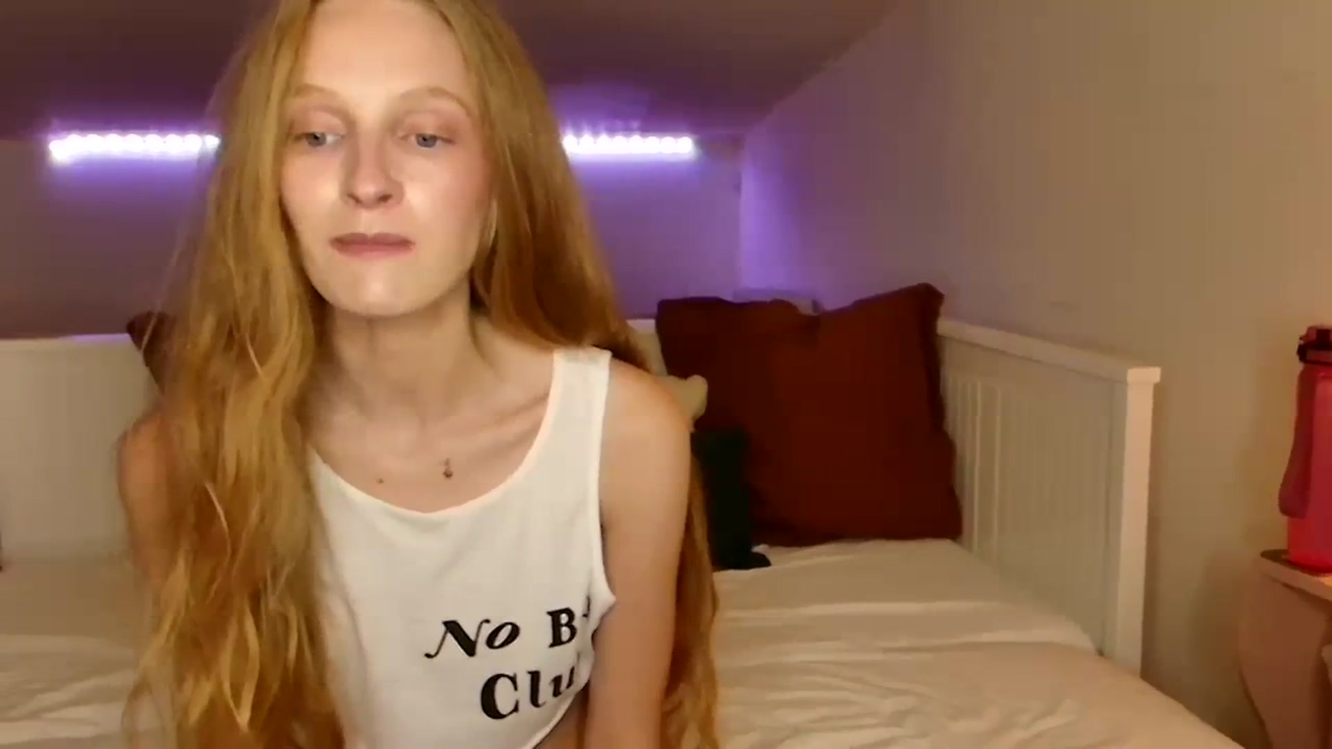 Gallery image thumbnail from Kinkywander's myfreecams stream on, 09/17/2023, 18:43 image 7 of 20