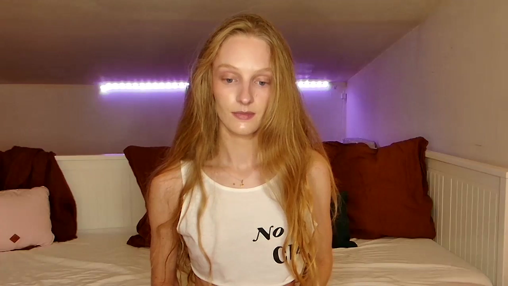 Gallery image thumbnail from Kinkywander's myfreecams stream on, 09/17/2023, 18:43 image 13 of 20