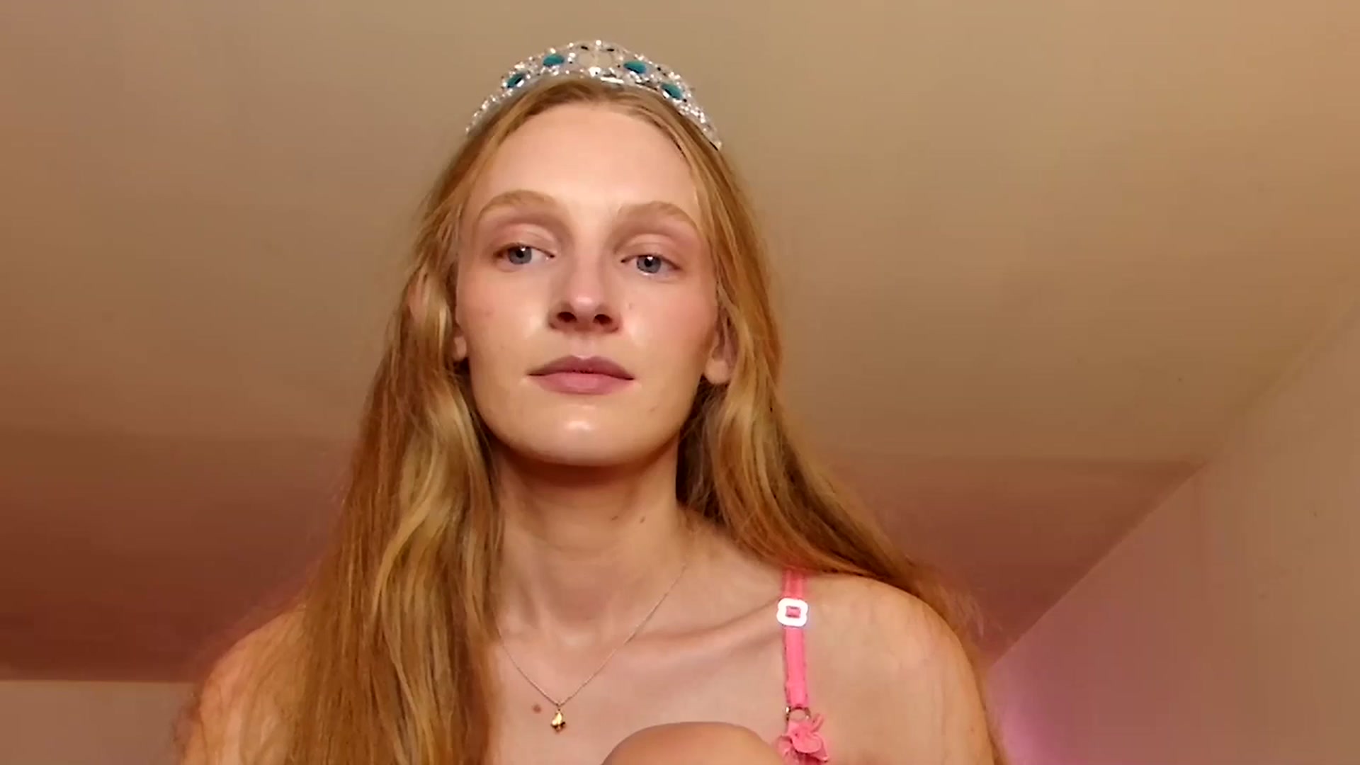 Gallery image thumbnail from Kinkywander's myfreecams stream on, 09/17/2023, 20:54 image 19 of 20