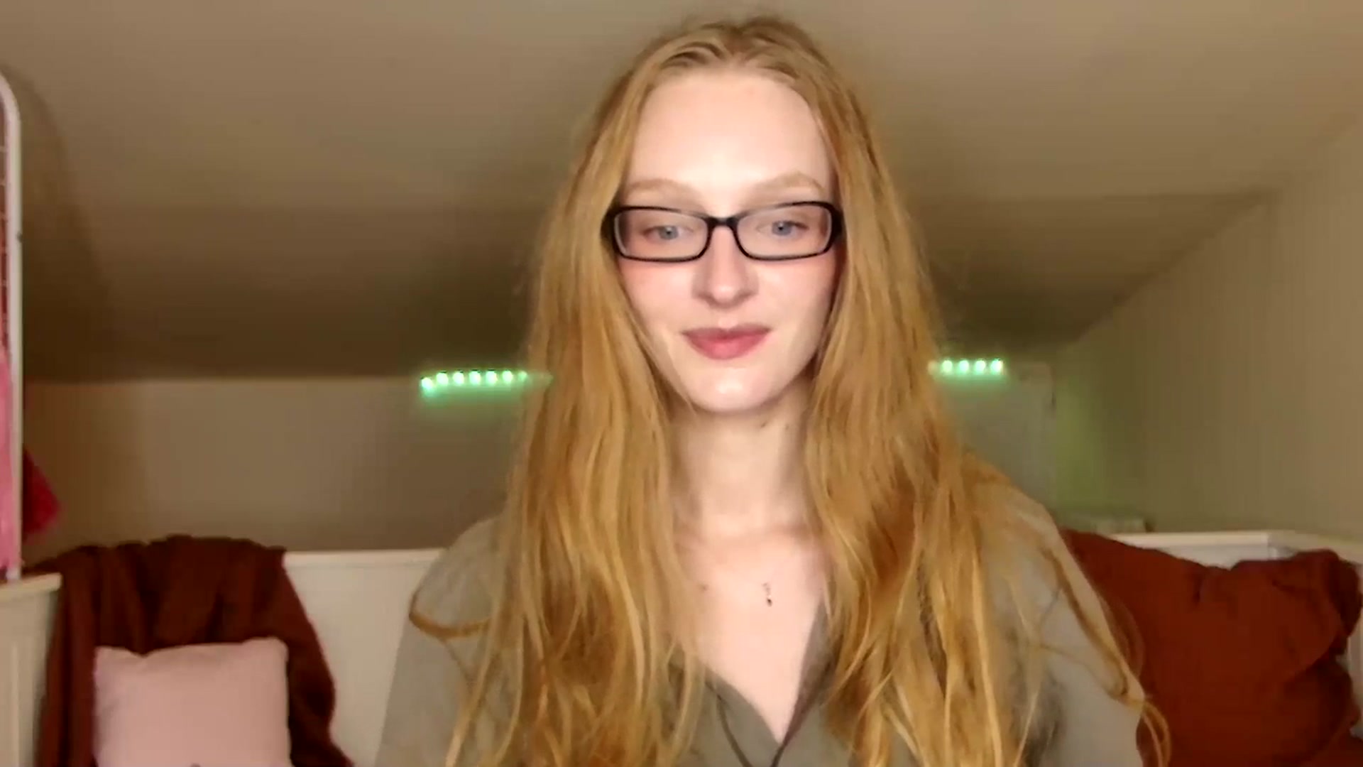 Gallery image thumbnail from Kinkywander's myfreecams stream on, 09/23/2023, 19:11 image 8 of 20