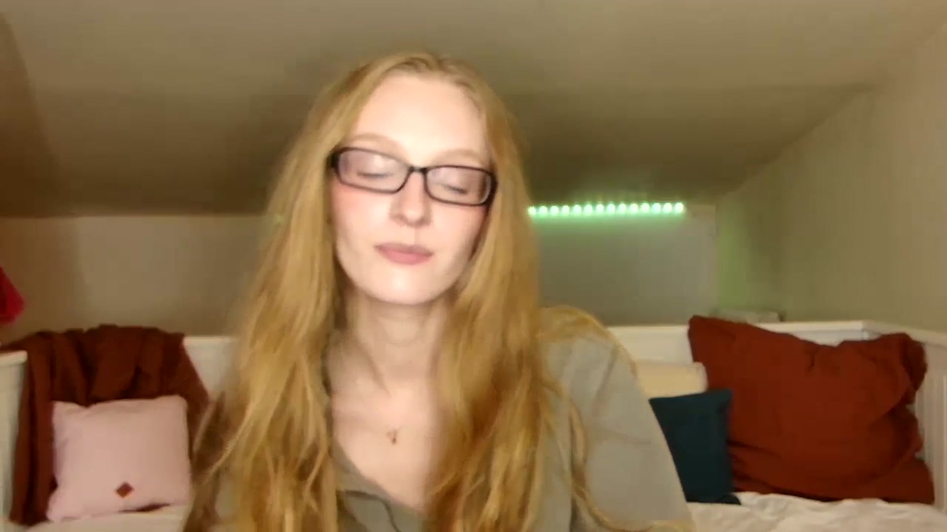 Gallery image thumbnail from Kinkywander's myfreecams stream on, 09/23/2023, 19:11 image 9 of 20