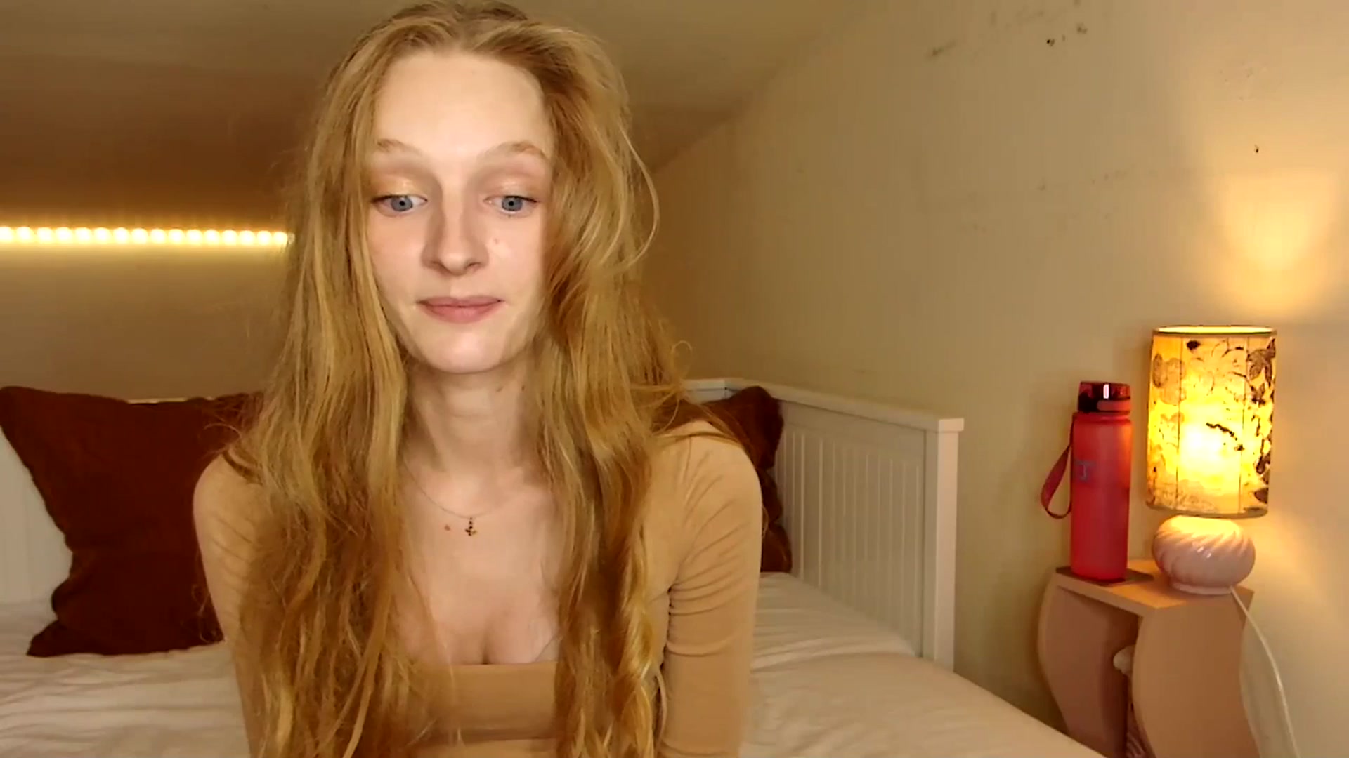 Gallery image thumbnail from Kinkywander's myfreecams stream on, 09/24/2023, 20:39 image 14 of 20
