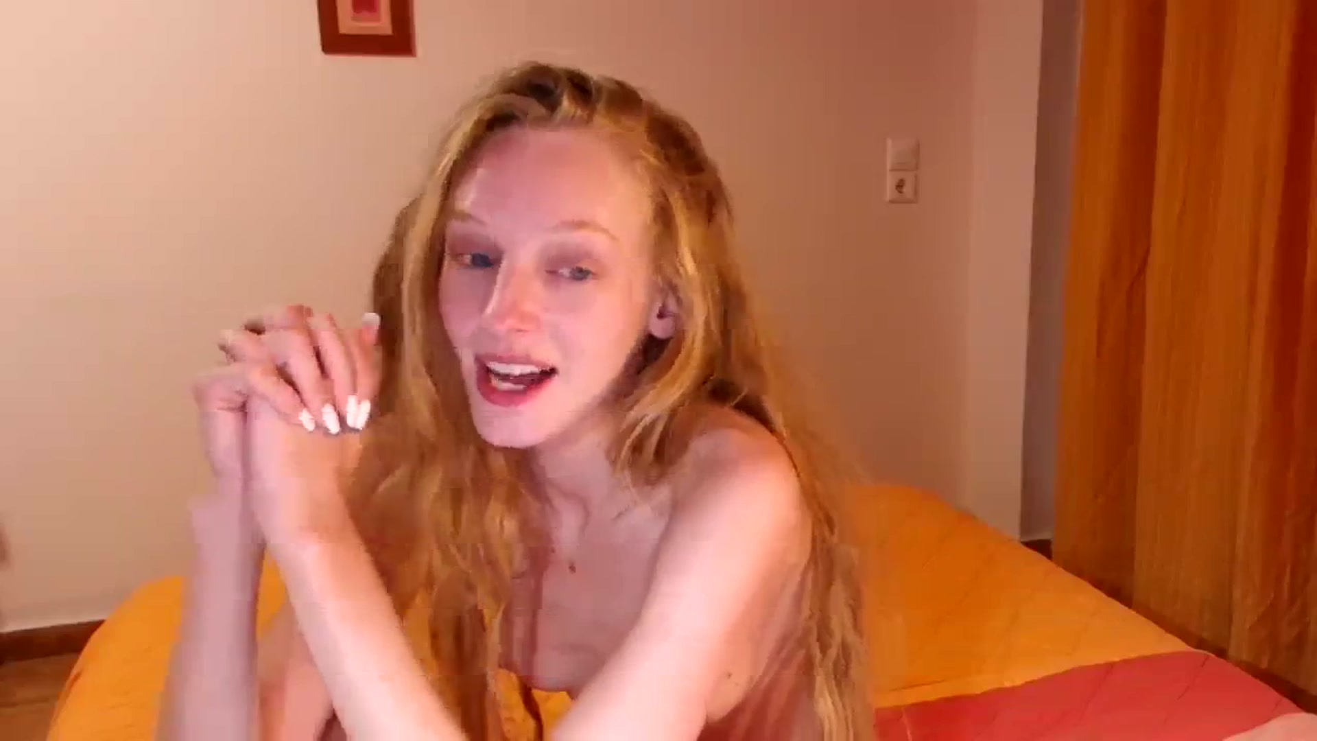 Gallery image thumbnail from Kinkywander's myfreecams stream on, 10/07/2023, 19:46 image 12 of 20